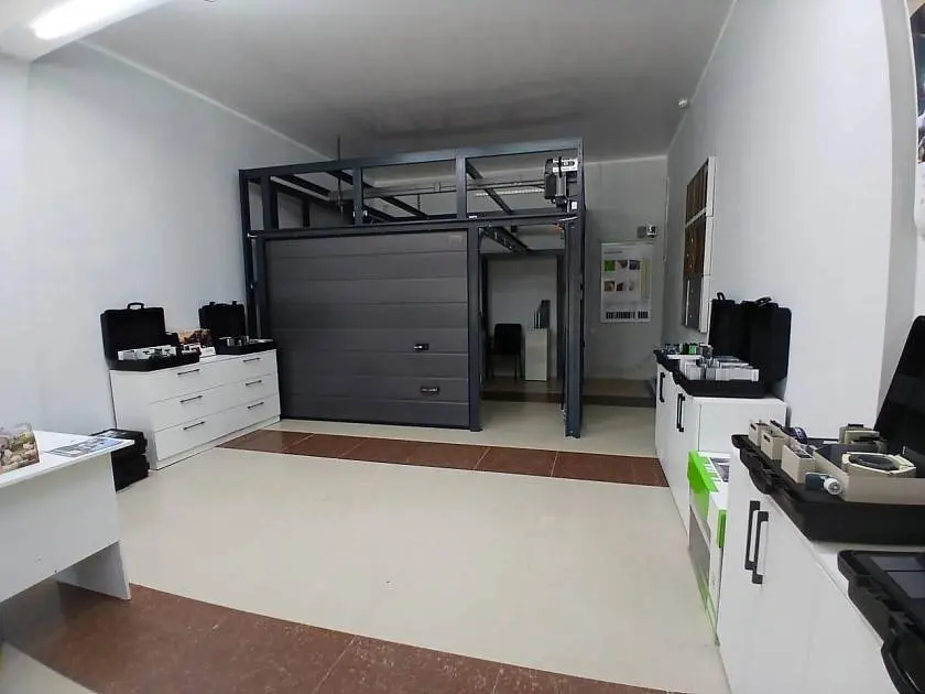 Подарок покупателям в честь открытия шоурума 