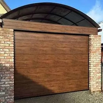 Гаражные секционные ворота под навес серии Prestige